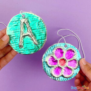 Tin Foil Necklace Art Idea for Kids